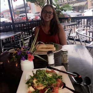 Meet your Posher, Sarah